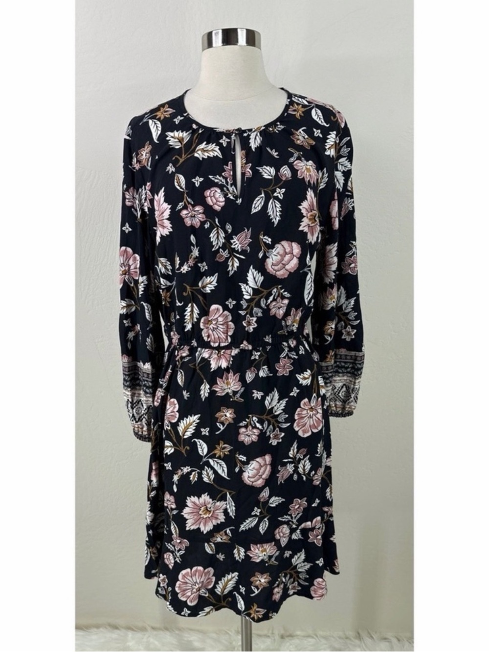 Old Navy Floral Print Long Sleeve 100% Viscose Dress